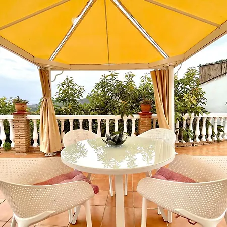 Cosy With Private Terrace *
